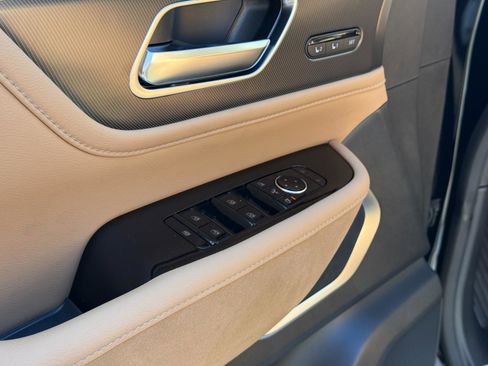 New 2026 INFINITI QX80 Luxe w/ Cargo Package image 16