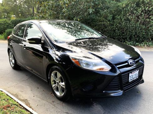 Used 2014 Ford Focus SE image 9