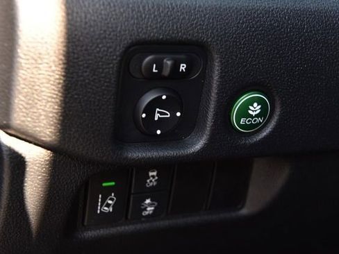 Used 2016 Honda Pilot EX-L image 10