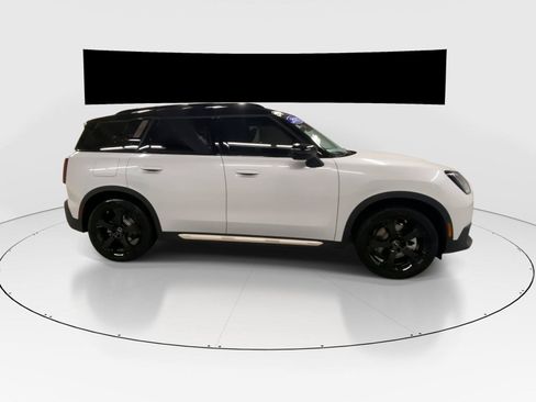 Used 2025 MINI Cooper Countryman SE AWD/4WD image 13