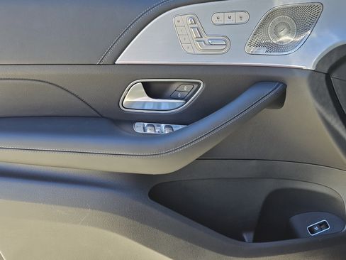 Certified 2025 Mercedes-Benz GLE 53 AMG 4MATIC image 25
