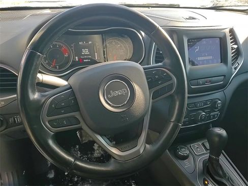 Used 2020 Jeep Cherokee Latitude Plus w/ Cold Weather Group image 33