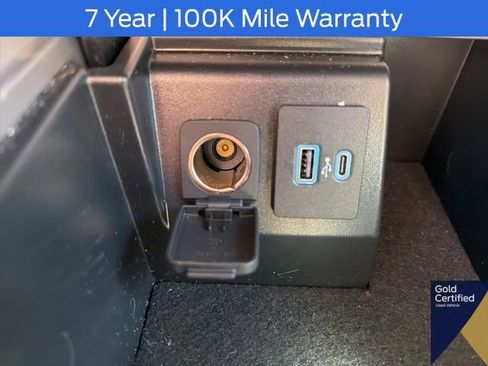 Used 2023 Ford Explorer XLT w/ Equipment Group 202A AWD/4WD image 40