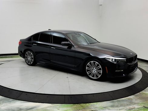 Used 2018 BMW 530i RWD image 3