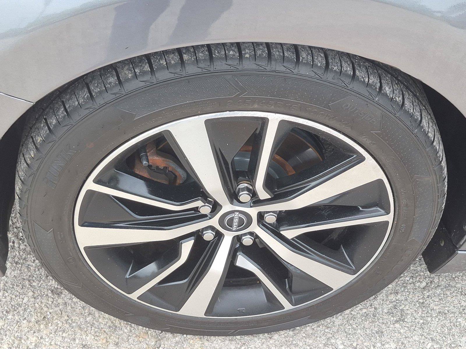 Used 2023 Nissan Maxima SL FWD image 10