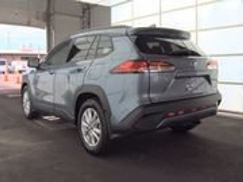 Used 2024 Toyota Corolla Cross LE FWD image 7