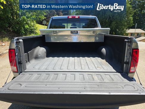 Used 2020 RAM 1500 Classic SLT w/ Luxury Group AWD/4WD image 7