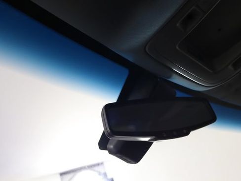 Used 2020 Chevrolet Tahoe 2WD image 16