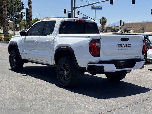 Used 2023 GMC Canyon Elevation w/ Elevation Premium Package AWD/4WD image 4
