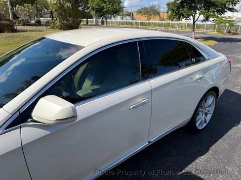 Used 2014 Cadillac XTS Premium image 20