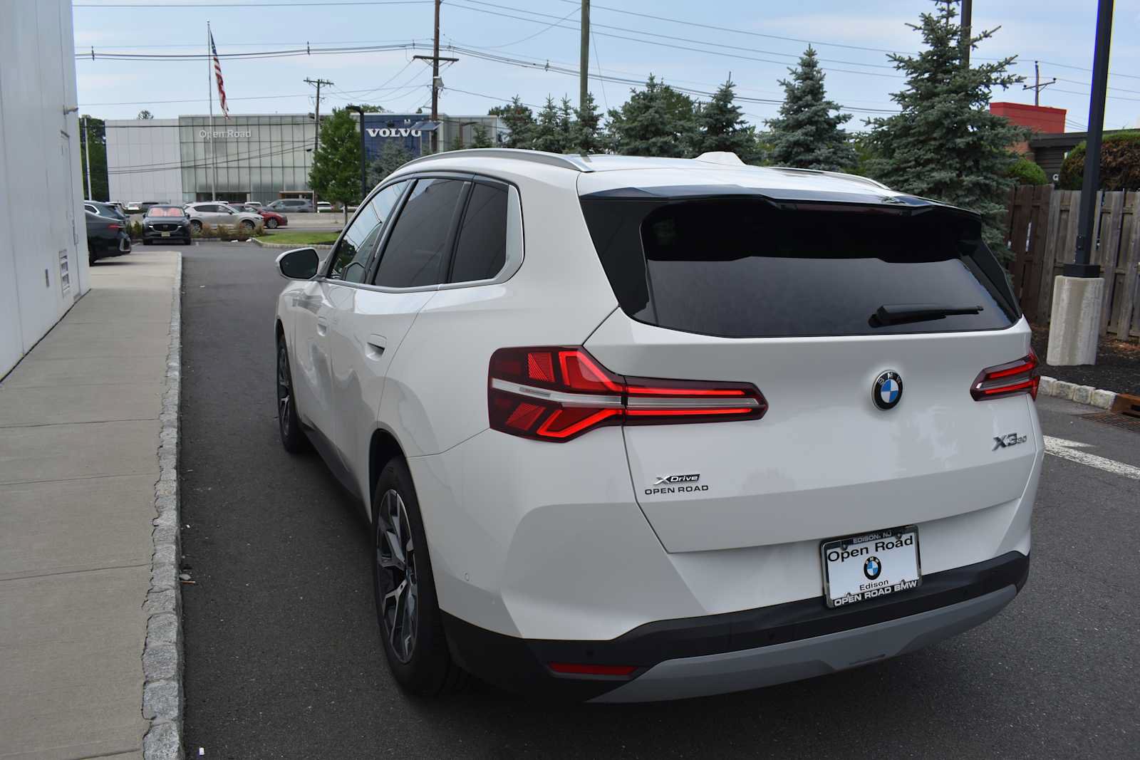 Used 2026 BMW X3 xDrive30i w/ Convenience Package AWD/4WD image 7