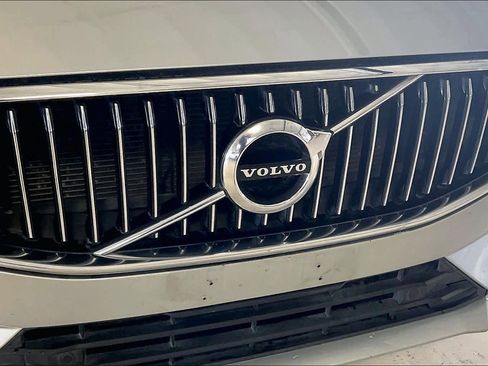 Used 2018 Volvo XC60 T5 Inscription w/ Convenience Package image 30