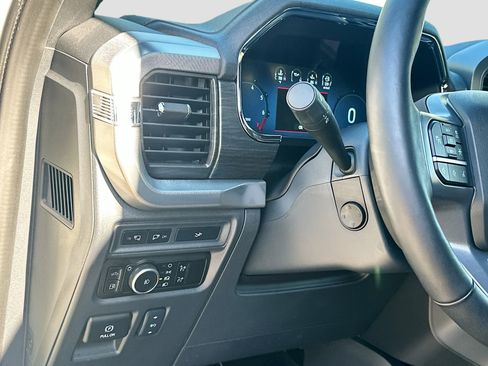Used 2024 Ford F150 Lariat w/ FX4 Off-Road Package image 10
