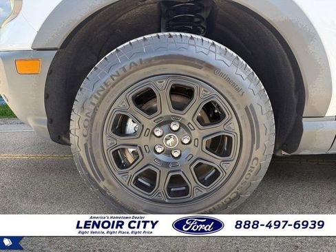 Used 2025 Ford Bronco Sport Badlands AWD/4WD image 9