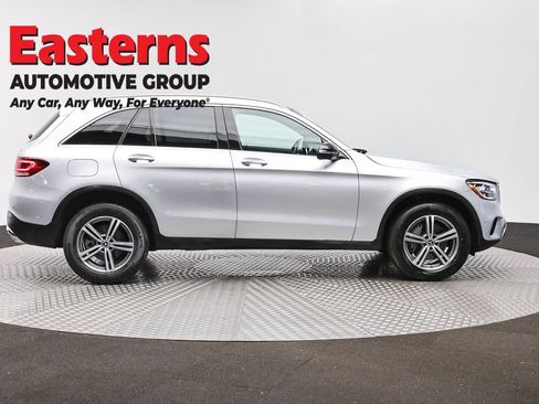 Used 2020 Mercedes-Benz GLC 300 4MATIC image 4
