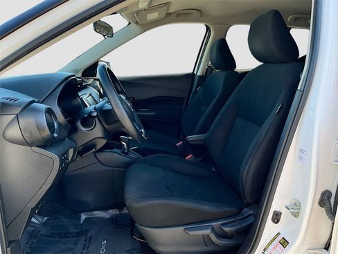 Used 2024 Nissan Kicks S image 19