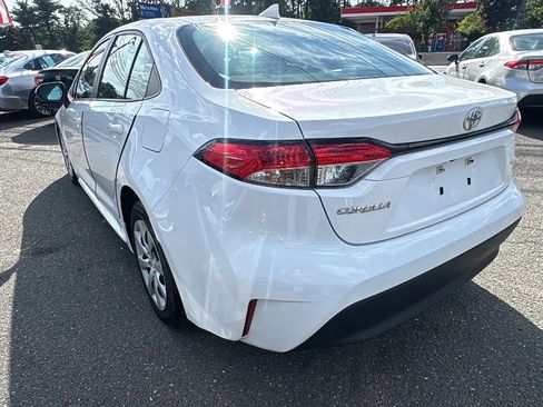 Used 2024 Toyota Corolla LE FWD image 7