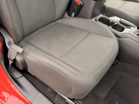 Used 2018 Jeep Wrangler Unlimited Sahara w/ Uconnect 4C Nav & Sound Group AWD/4WD image 39