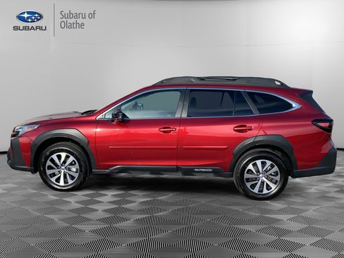 Certified 2025 Subaru Outback Premium image 8