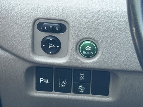 Used 2016 Honda Pilot Elite image 14