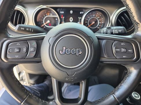 Used 2021 Jeep Wrangler Unlimited Sport AWD/4WD image 18