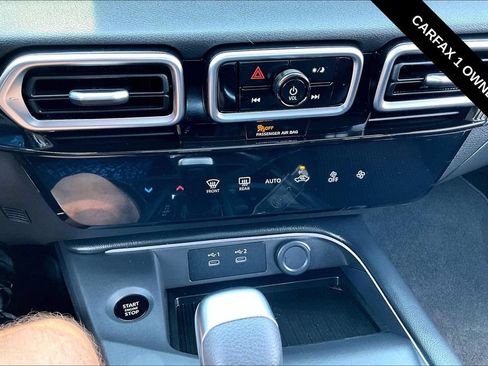 Used 2026 Nissan Sentra SR w/ Floor Mat Package FWD image 16