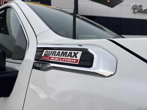 Used 2023 GMC Sierra 3500 Denali w/ Denali Ultimate Package image 6