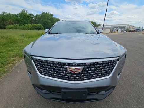 Used 2024 Cadillac XT4 Premium Luxury AWD/4WD image 10