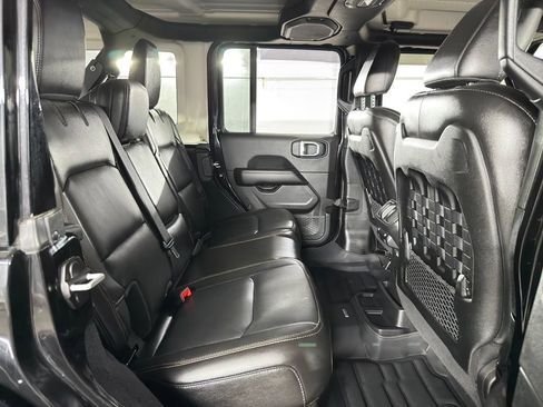 Used 2021 Jeep Wrangler Unlimited Rubicon AWD/4WD image 27