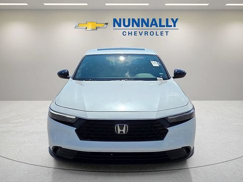 Used 2024 Honda Accord Sport image 8