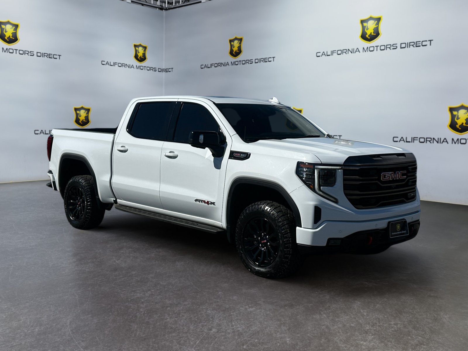 Used 2023 GMC Sierra 1500 AT4X AWD/4WD image 7