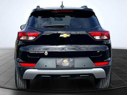 Used 2023 Chevrolet TrailBlazer LT w/ Convenience Package FWD image 5
