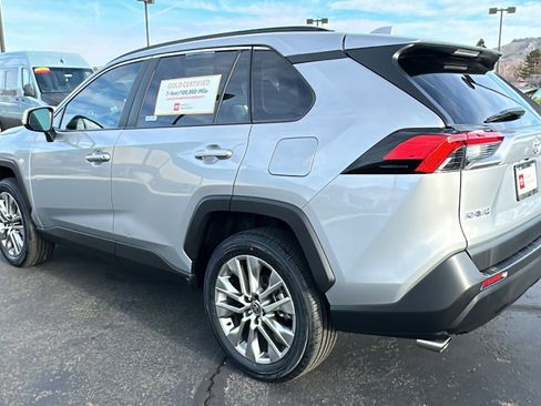 Certified 2023 Toyota RAV4 XLE Premium image 5