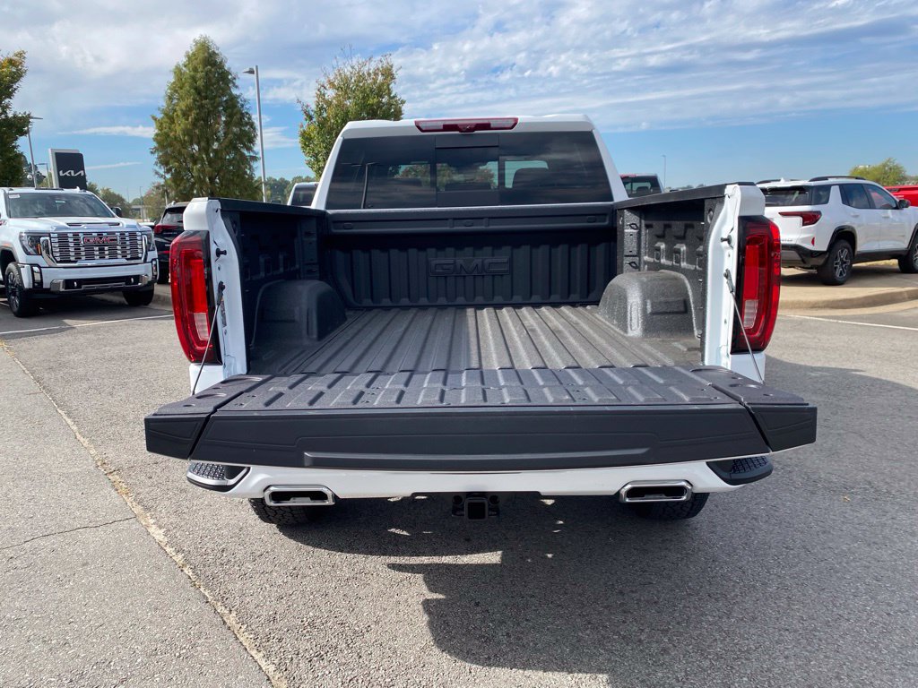 New 2026 GMC Sierra 1500 AT4 w/ AT4 Premium Package AWD/4WD image 10