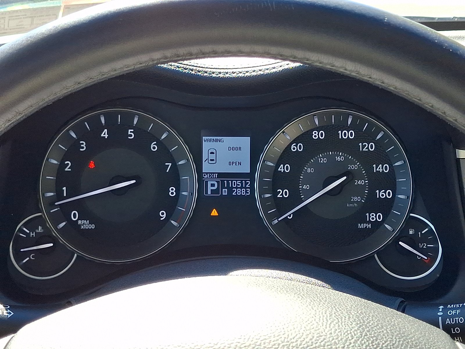 Used 2012 INFINITI M37 x w/ Deluxe Touring Pkg AWD/4WD image 23