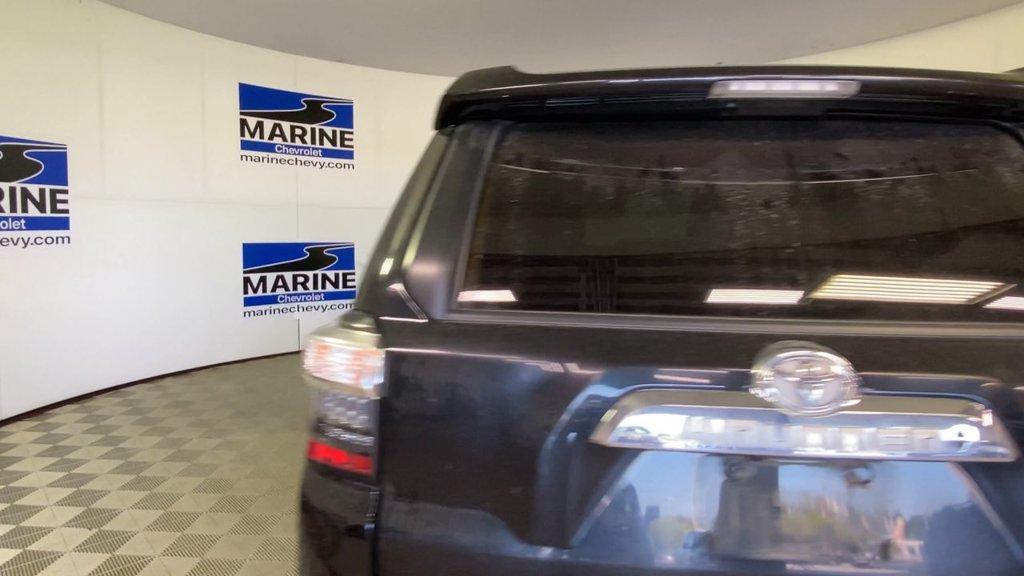Used 2022 Toyota 4Runner Limited AWD/4WD image 9