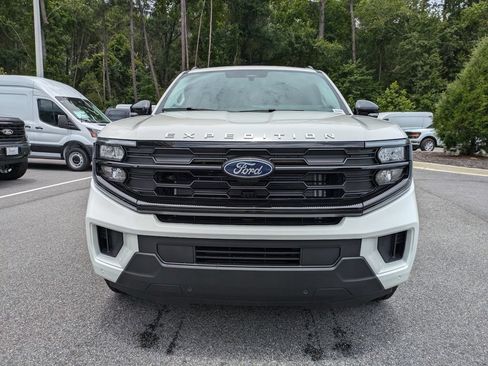New 2026 Ford Expedition Max Active RWD image 9
