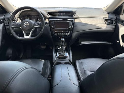 Used 2019 Nissan Rogue SL AWD/4WD image 16