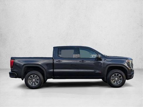 Used 2024 GMC Sierra 1500 AT4 w/ AT4 Preferred Package image 4