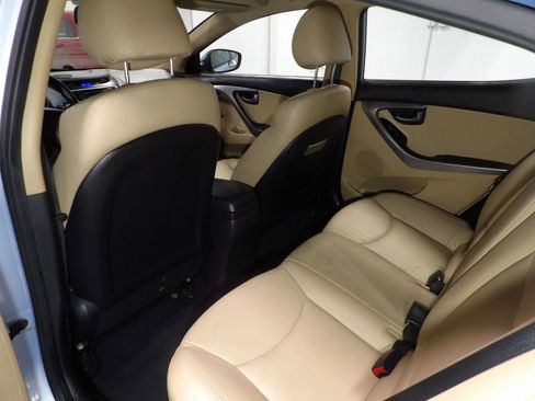 Used 2012 Hyundai Elantra Limited FWD image 10