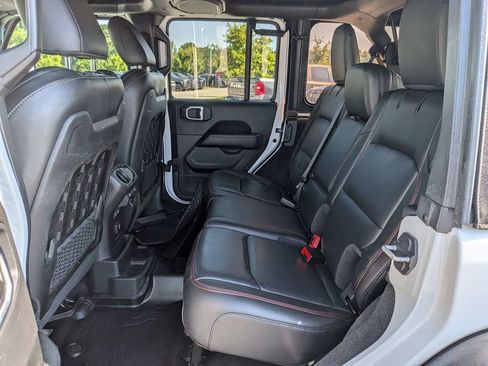 Used 2021 Jeep Wrangler Unlimited Rubicon AWD/4WD image 12