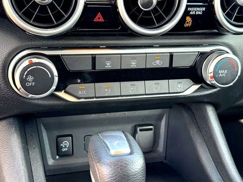 Used 2024 Nissan Sentra SV image 19