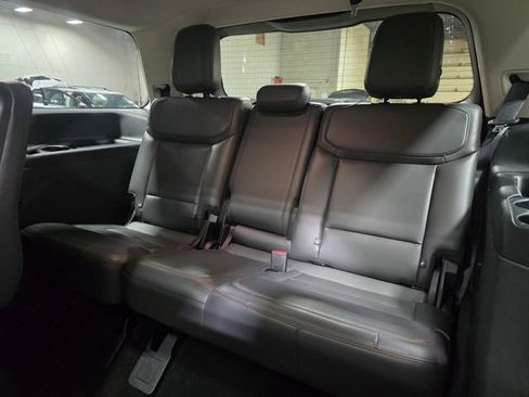Used 2025 Ford Expedition Active AWD/4WD image 26