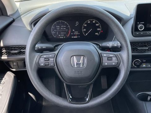 Used 2025 Honda HR-V LX image 11