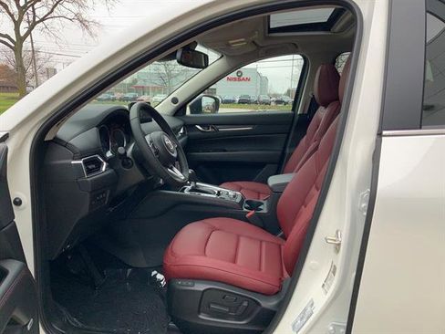 New 2025 MAZDA CX-5 Carbon Edition image 9