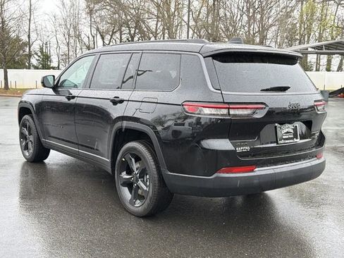New 2026 Jeep Grand Cherokee L Limited AWD/4WD image 11