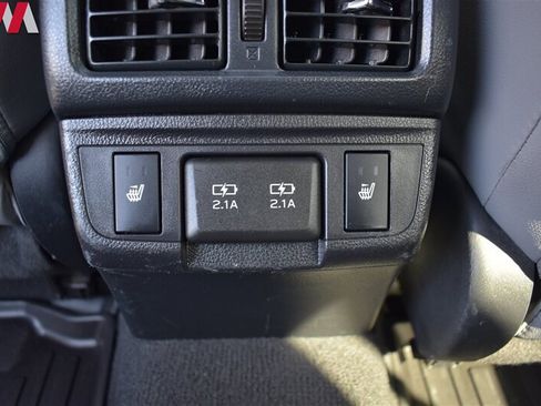 Used 2019 Subaru Outback 3.6R Limited AWD/4WD image 29