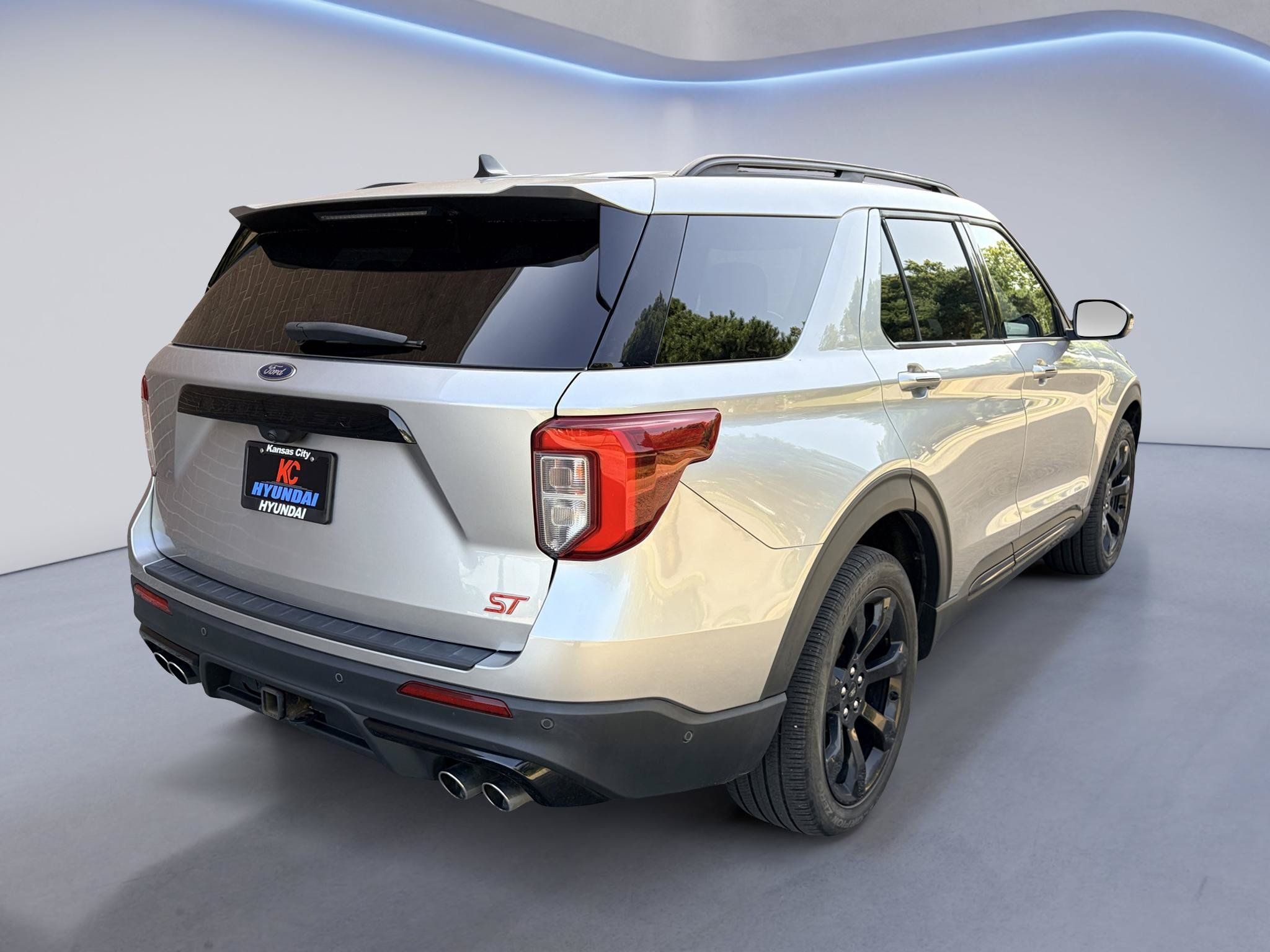 Used 2021 Ford Explorer ST w/ Equipment Group 401A AWD/4WD image 5