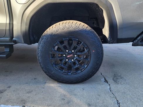 New 2026 GMC Canyon Elevation w/ Convenience Package image 52