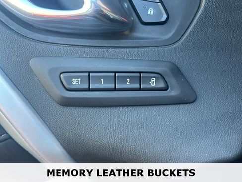 Used 2019 Chevrolet Camaro SS image 16